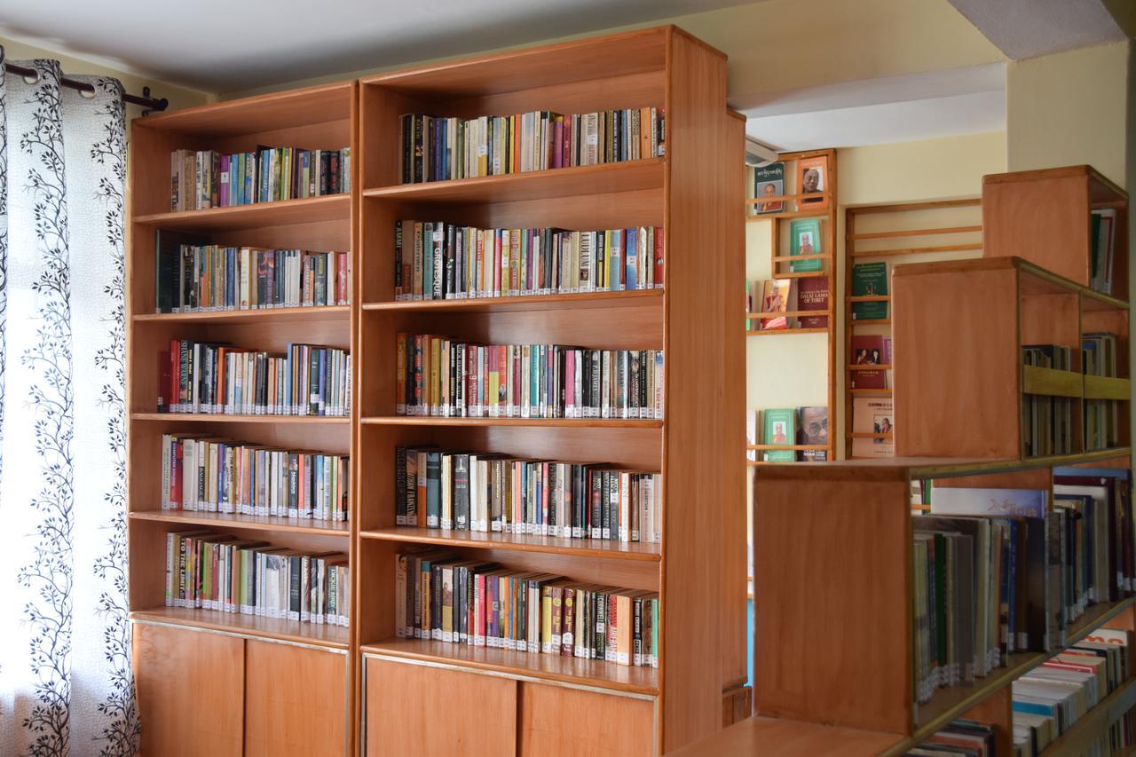 Tibet World Hostel МакЛеод Ганж Екстериор снимка