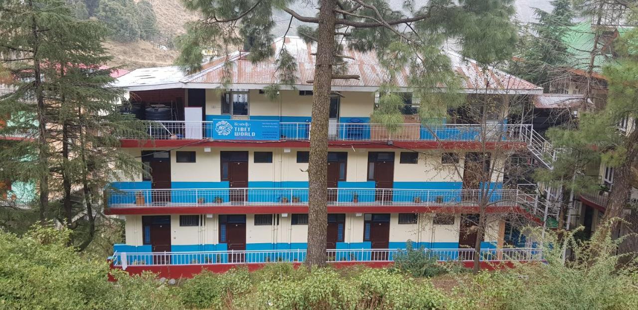 Tibet World Hostel МакЛеод Ганж Екстериор снимка