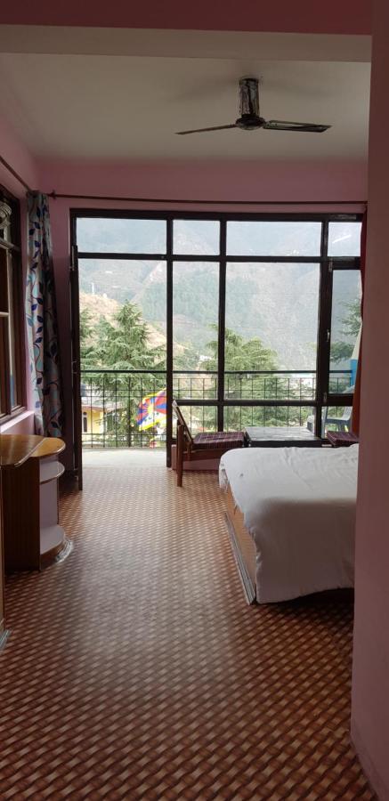Tibet World Hostel МакЛеод Ганж Екстериор снимка